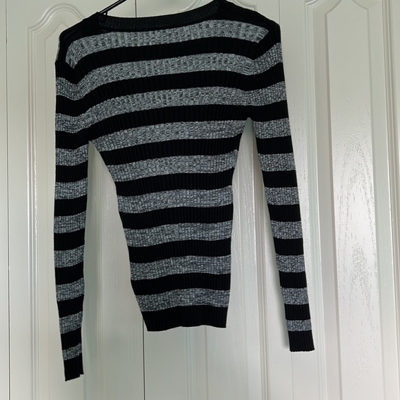 V-Neck Striped Sweater - Picture 2 of 2
